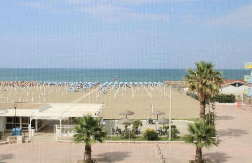 Margherita di Savoia Bed & Breakfast | B&B Via Veneto