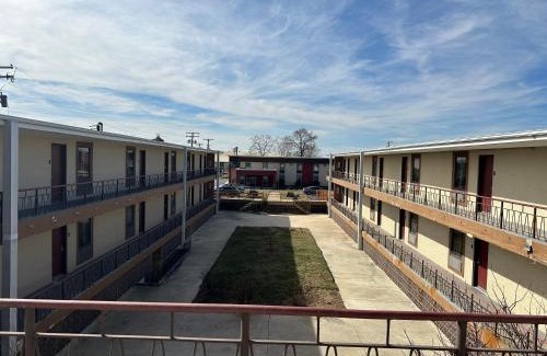 Reisterstown Station Hotel | B'more Inn Motel