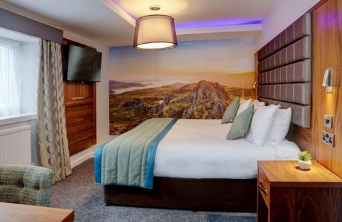 Skelmersdale Hotel | B/W Plus Lancashire Manor Hotel