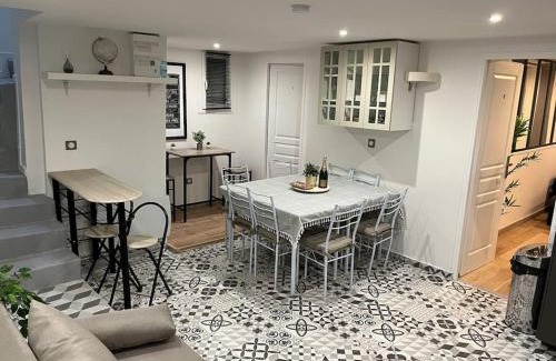 Bagneux Apartment | B0 Appart 2022 - 10min PARIS/EXPO - 5 rooms/6 beds