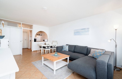 Sierksdorf Apartment | B06-1 Swimming pool, Hansapark and beach