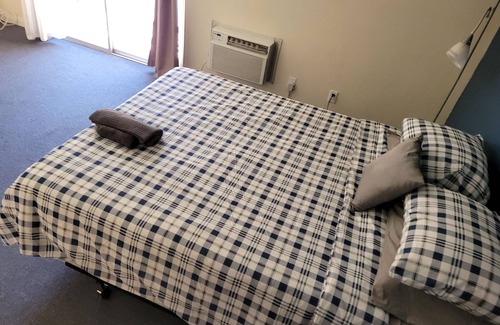Los Angeles Hotel | (B06) Relaxing Studio in Prime Location