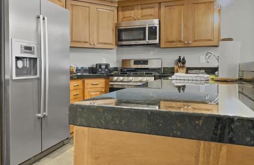 Deer Valley Apartment | B11 Powder Run condo