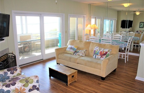 Manteo Apartment | B1112 - Buccaneer Village 1112