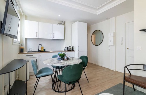 Faubourg-du-Roule Apartment | B2.Two Bedrooms#Champs Elysées#Arc de Triomphe#AC