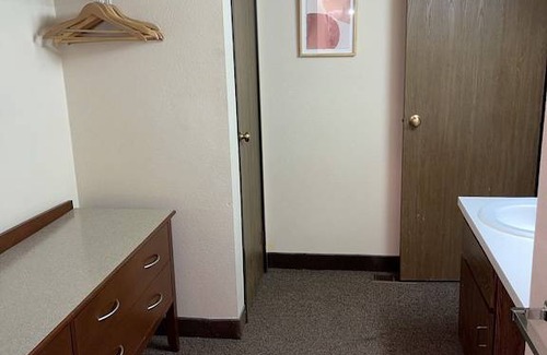 Wapato Point Apartment | B2 Waterfront Condo with Two Patios