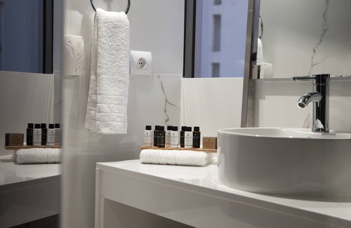 Kinosargous Hotel | B4B Athens Signature Hotel