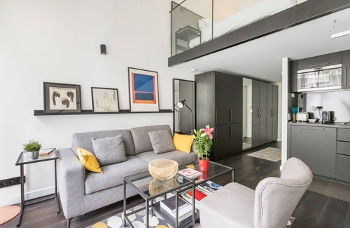 15th Arrondissement Apartment | B5 Loft Duplex 175Blo-Paris Convention