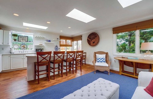 Beach Barber Tract House | B5357 The Breakers 1