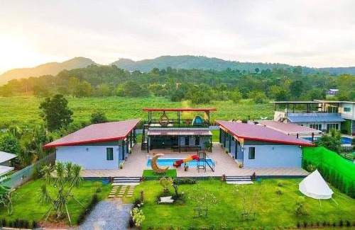 Khanong Phra Villa | Baan Enjoy by Happy Home Pool Villa Khaoyai
