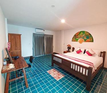 Chang Khlan Hotel | Baan Khlong Mae Kha Hotel