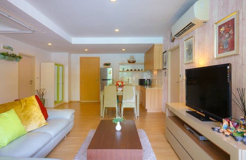 Hua Hin Apartment | Baan SanKraam 2BR Apt, MAD-PoolView