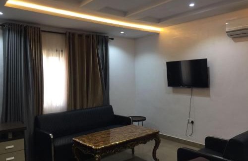 Yaba Hotel | Babcock University House