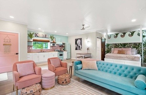 Wilmington Cottage | Babe Cave! Midtown Wilmington