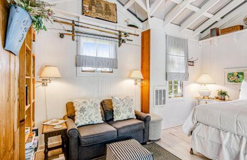 Saint Simons Island Hotel | Baby Breezy Tree House
