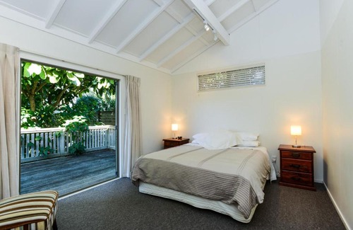Waimarama House | Bach No 40 - Waimarama Holiday Home