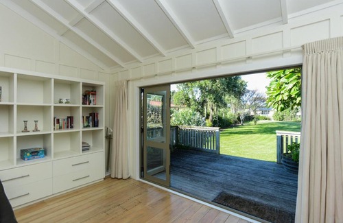 Waimarama House | Bach No 40 - Waimarama Holiday Home