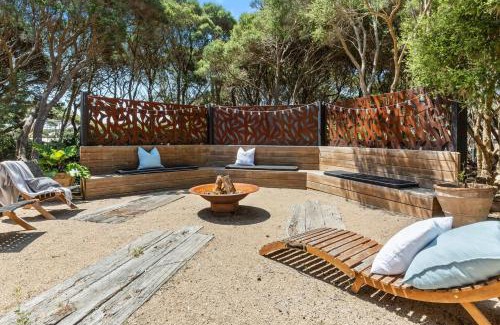 Rye House | Back Beach Retreat - Dual Living Accommodation in Rye
