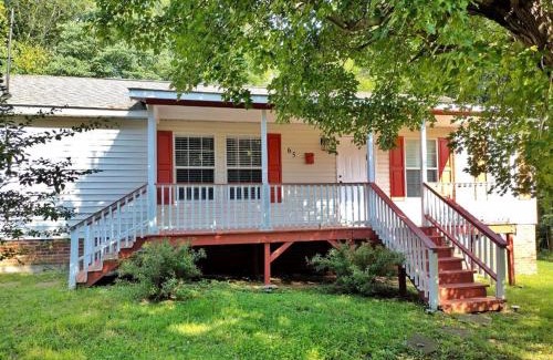 Milton House | Backwoods Milton House 3BR&2bath
