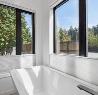 Westholme House | Backyard bliss! River side home in Chemainus