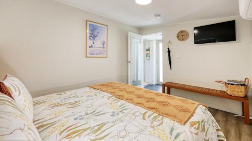 Northern Tasmania House | Badger's View Farmstay Cottage