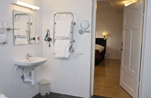 Tranas Hotel | Badhotellet