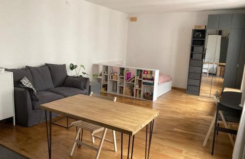 20th Arrondissement Apartment | Bagnolet 2 - KP - Parisian studio near Père Lachaise for 2 pers