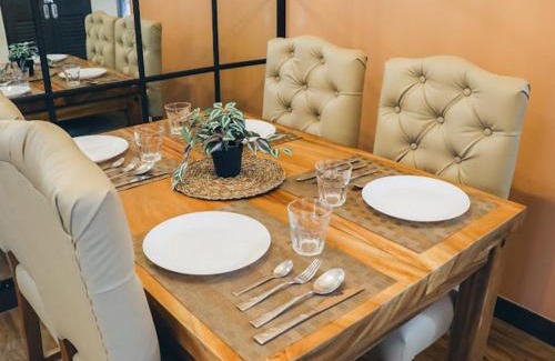 Baguio Apartment | Baguio Bristle Ridge 2BR Condo with balcony & wifi