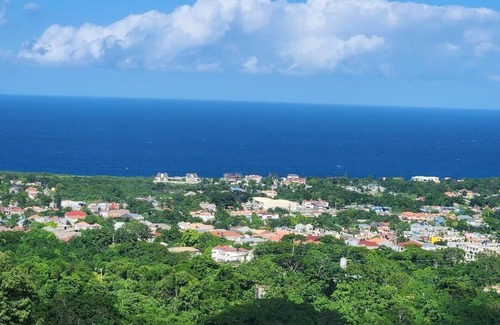 Discovery Bay Apartment | Bahia Suite The Escape