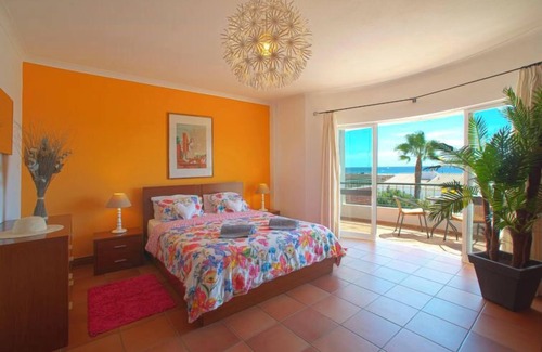 Meia Praia House | Baia de Cristal 1 by Interhome