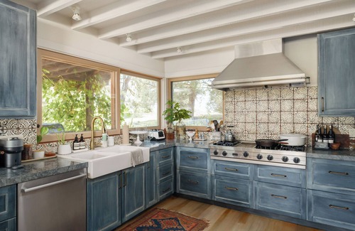 Julian House | Bailey Creek Ranch - Hot Tub, Swimming Pond, and Views!