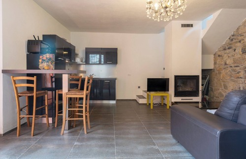 Sala Comacina House | Baita La Lidia - Two Bedroom House, Sleeps 5