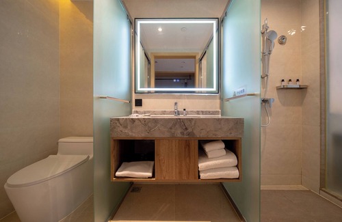 Huadu Hotel | Baiyun Airport Coco Hotel