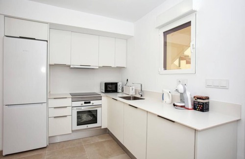 Molinell Apartment | Bajo con jardín A2 - Three Bedroom Apartment, Sleeps 6