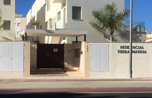 Molinell Apartment | Bajo con jardín B3 - Three Bedroom Apartment, Sleeps 6