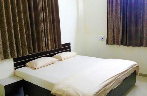 Pandharpur Hotel | Balaji Lodging Services