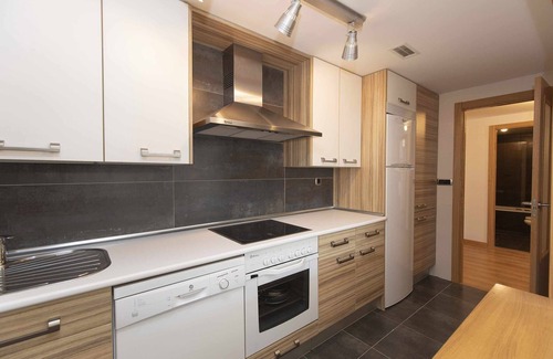 Panticosa Apartment | Balcón de Saras by Bevalle