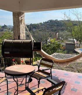 Rio Ceballos House | Balcón del Cerrito