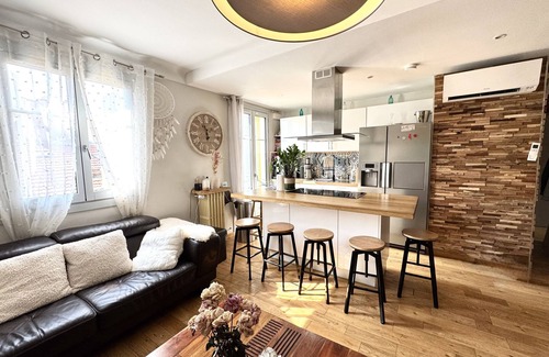 Old Town Apartment | Balcon de la Providence