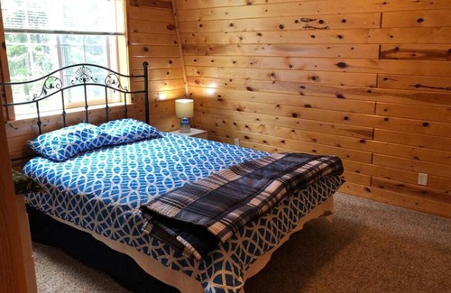 Island Park House | Balcony, 20 min to Yellowstone