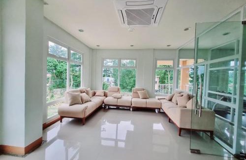 Puerto Princesa City Centre Apartment | Balcony Breeze Palawan