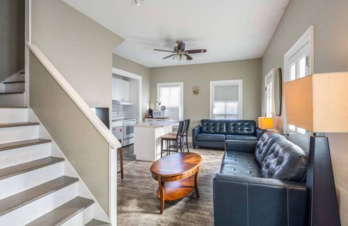 Downtown Apartment | Balcony on Duval - The Collins on Duval