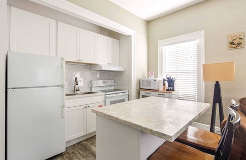 Downtown Apartment | Balcony on Duval - The Collins on Duval