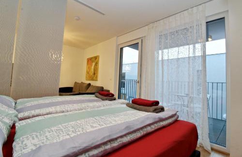 Donaustadt Apartment | Balcony/pool/free parking garage Studio