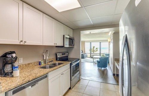 Myrtle Beach Condo | Balcony + Resort Perks: Myrtle Beach Escape