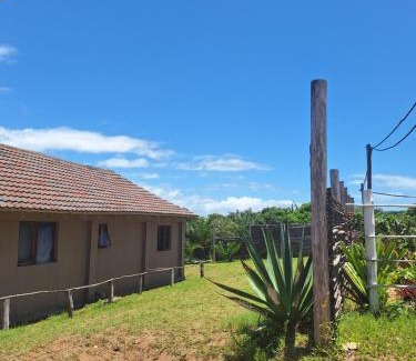 Zitundo House | BALEIA AZUL -CASA 12A