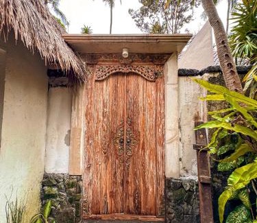 Sayan Bed & Breakfast | Bali Maison