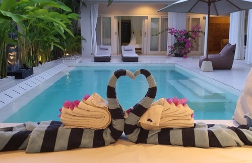 North Legian Villa | Bali – Seminyak – villa with pool – 6/7 pers.-quiet area in the heart of life