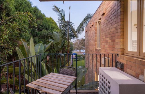 Mosman Apartment | Balmoral Beach Front 2 Bedroom Waterview Mosman