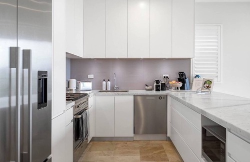 Mosman Apartment | Balmoral Bliss - Expansive Views to Iconic Sydney Heads, steps to Balmoral Beach.